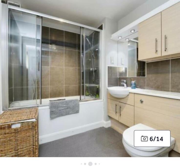 Modern Edinburgh Apartment 2 Bedrooms & Two Bathrooms Екстериор снимка